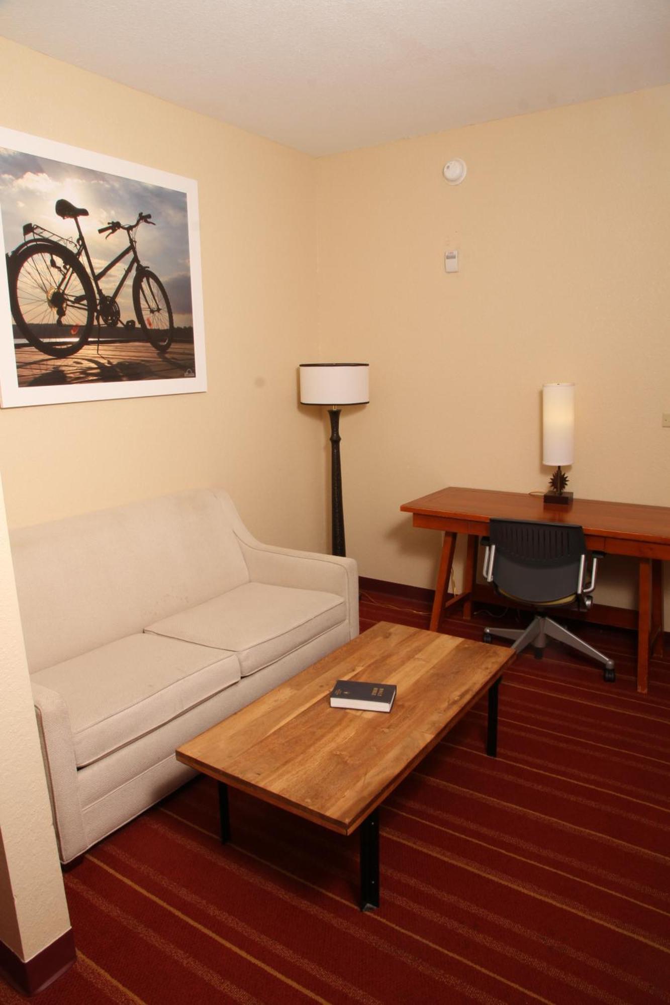 Days Inn By Wyndham Semmes Mobile Eksteriør bilde