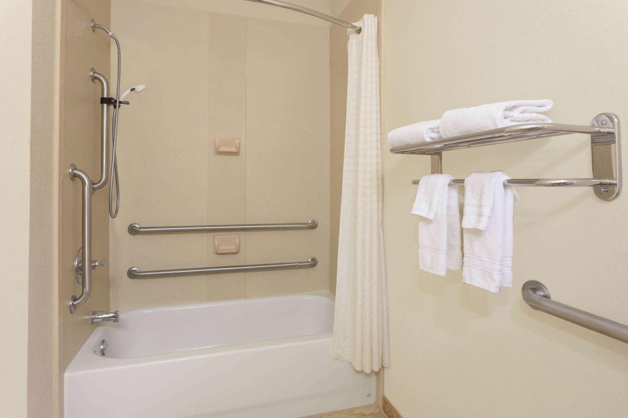 Days Inn By Wyndham Semmes Mobile Eksteriør bilde