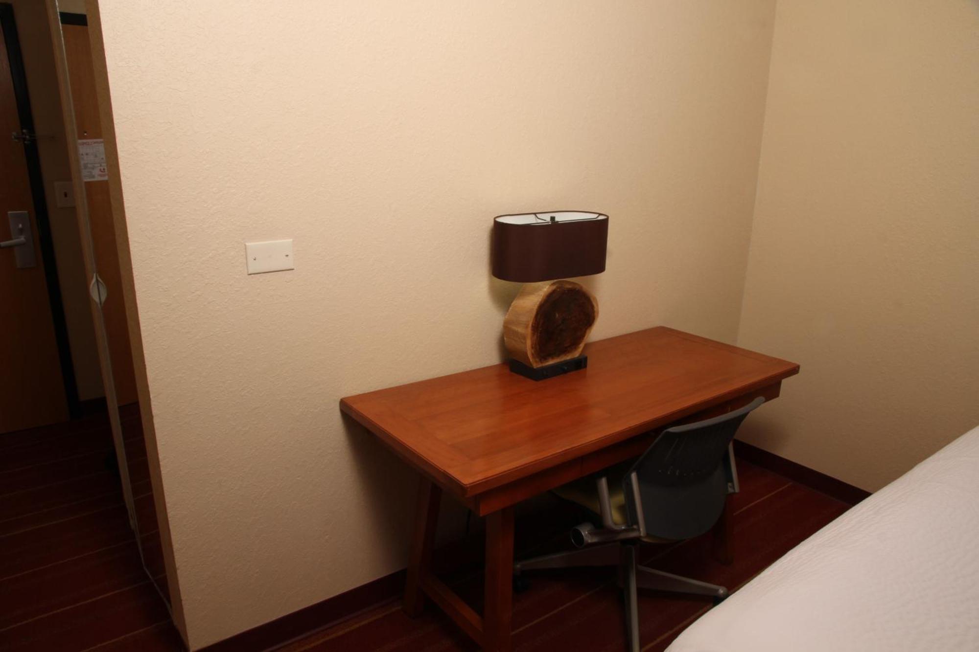 Days Inn By Wyndham Semmes Mobile Eksteriør bilde